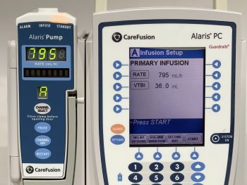 Alaris Medley Combo – 8015 PC Module + (1 ea) 8100 IV Pump Module